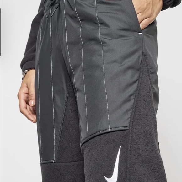 Nike Sportswear Swoosh Women's Track Suit New Without Tags - Picture 14 of 16